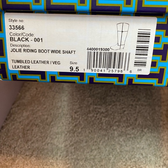 BNWT TORY BURCH JOLIE BLACK BOOTS - Picture 11 of 13